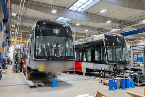 Foto: Je vyrobena první nová tramvaj pro Prahu Škoda ForCity Plus 52T