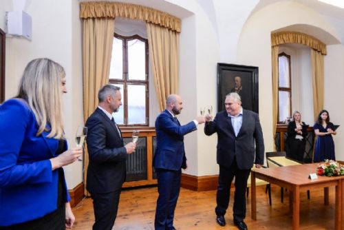 Foto: Kasárna Slovany se promění v městskou čtvrť, Plzeň uzavřela memorandum s investorem