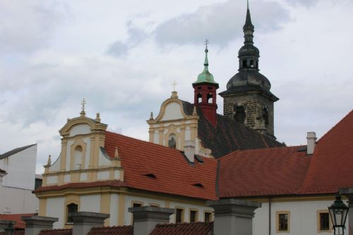 Foto: Kostel u františkánů v Plzni bude mít další zvon 