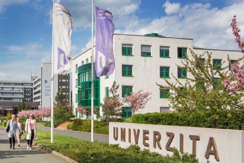 Foto: Kraj má smlouvu se Západočeskou univerzitou v environmentální oblasti