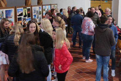 Foto: Mladí z Nečtin uspořádali benefici pro zvířecí záchranáře