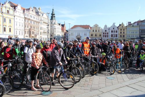 Foto: Na plný pedály: Cykloshromáždění, cyklojízda a zahájení Do práce na kole