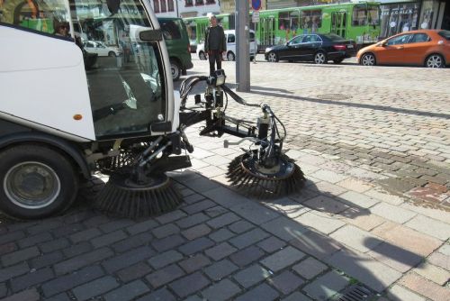 Foto: Náměstí Republiky v Plzni čistily stroje