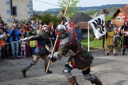 Foto: Narozeniny Karla IV. se budou slavit na Velharticích