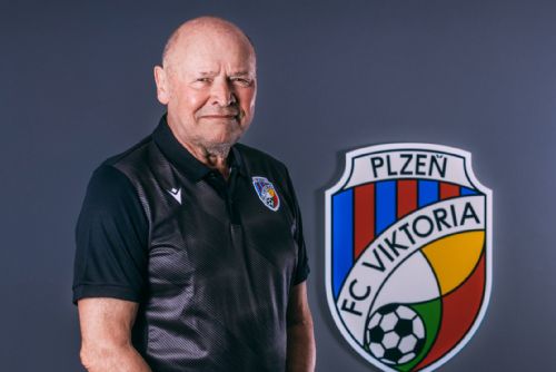 Foto: Návrat po osmi letech. Trenérem Viktorie se stává Miroslav Koubek