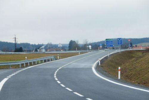 Foto: Pondělní ráno otevře první část obchvatu Klatov