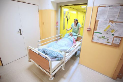 Foto: Nemocnice Svatá Anna má nové výtahy