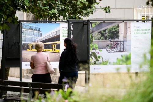 Foto: Nová výstava v Plzni přibližuje centrum v centru dění 