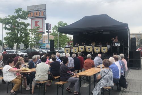 Foto: Nýřaňanka zve k poslechu i tanci u Area Bory