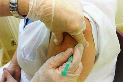 Foto: Opět se očkuje první dávkou a otevírá se nové očkovací místo v Plané