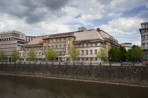 Foto: Otevřený dopis architektů kvůli rekonstrukci městských lázní podpořily profesní komory