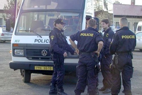 Foto: Plzeň čekají tři velké sportovní zápasy, policie je v pohotovosti