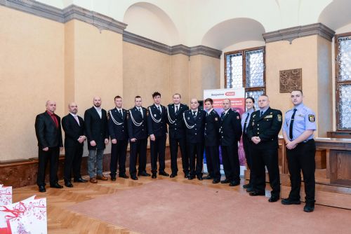 Foto: Plzeň ocenila hrdiny, kteří zachraňovali životy 