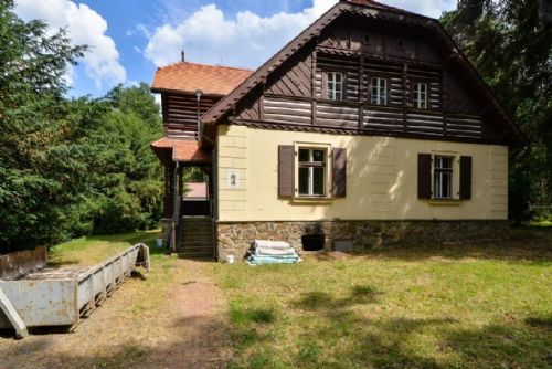 Foto: Plzeň rekonstruuje památkově chráněnou lesovnu v Bukovci 