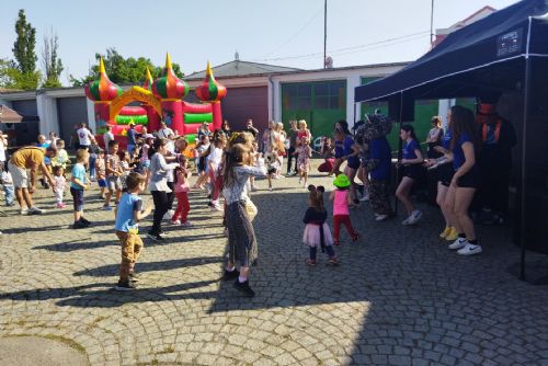 Foto: Plzeň získá dotaci na integraci cizinců, uspořádá kurzy češtiny