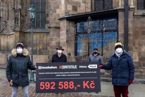 Foto: Plzeňská #COPATUTOJE vynesla už téměř 600 tisíc pro onkologickou kliniku