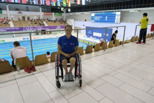 Foto: Plzeňská studentka Veronika Dušková bude plavat na paralympiádě