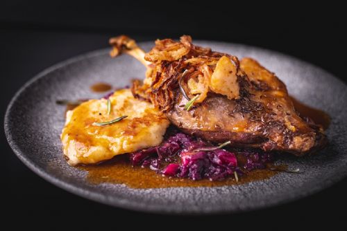 Foto: Plzeňským krajem voní husy, restaurace hlásí většinou plno