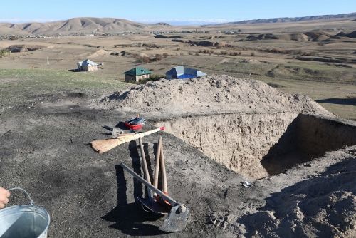Foto: Plzeňští archeologové našli stopy dávného osídlení v oblasti hedvábné stezky
