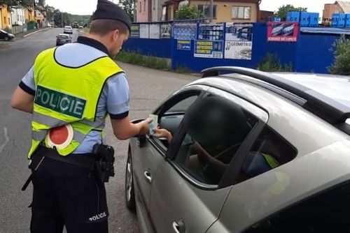 Foto: Policisté se na silnicích kraje zaměřili na rychlost, náklaďáky a cyklisty