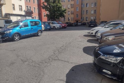 Foto: Prostor vnitrobloku v Guldenerově ulici se promění 