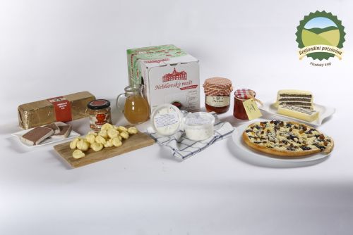 Foto: Regionálními potravinami jsou mandlový sýr i chodský koláč