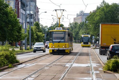 Foto: Rozsáhlá oprava tramvajové trati na Koterovské ve středu startuje
