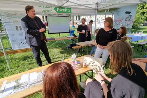 Foto: Rozvoj náplavek bude pokračovat, představen byl koncept úprav Centrálního nábřeží Mže