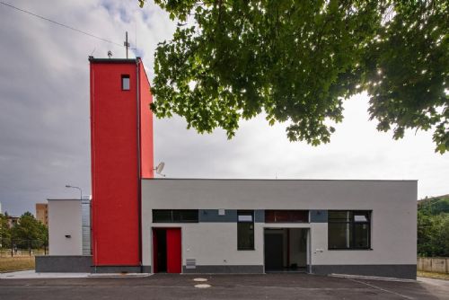 Foto: Skvrňanští hasiči mají větší a modernější zbrojnici