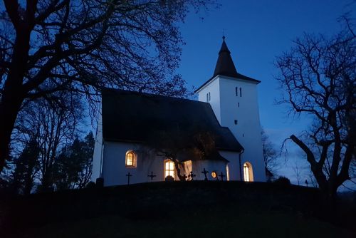 Foto: Šumavský Mouřenec zahájí advent koncertem a žehnáním věnců