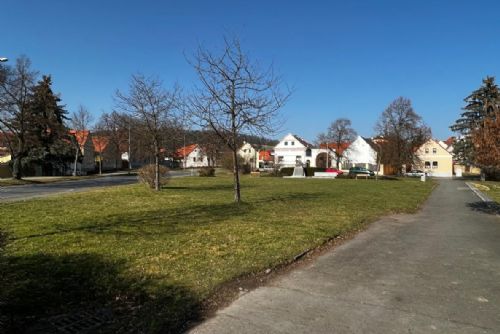 Foto: Újezdskou náves čeká proměna