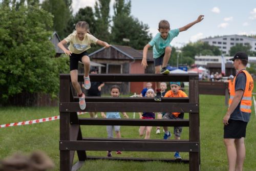 Foto: Už popáté se ve Škodalandu konal největší překážkový běh pro děti