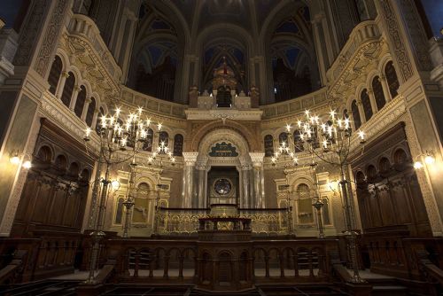 Foto: Velká synagoga se v neděli slavnostně otevírá veřejnosti