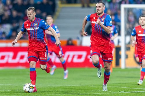 Foto: Viktoriáni prohráli s Bohemkou 1:2, poprvé se trefil Vydra