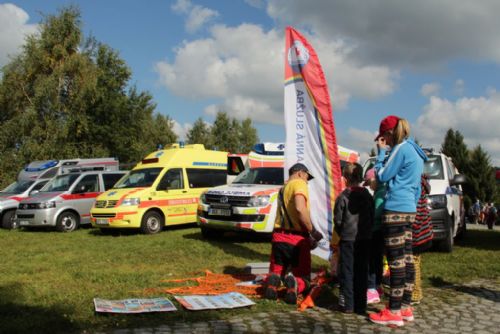 Foto: Záchranáři v sobotu předváděli své umění na Slunečné u Prášil na Šumavě