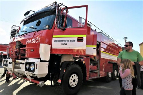 Foto: Zásahové vozidlo dobrovolných hasičů z Tlučné se dočkalo znovuzrození