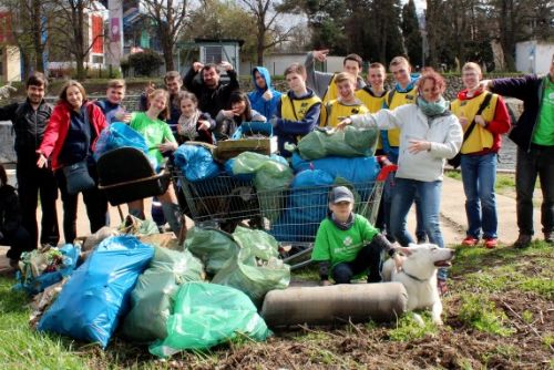 Foto: Zelení i obyvatelé města budou v sobotu budou uklízet Plzeň