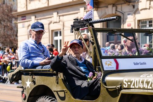 Foto: Zemřel Belgičan Valere Gustin, který osvobozoval Plzeň