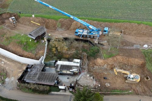 Foto: Zvířecí záchranáři odstěhovali starou provozní místnost ke skautům