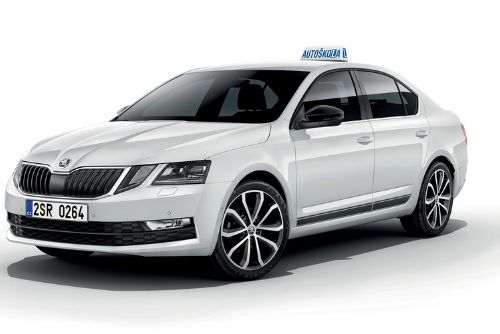 Foto: ŠKODA AUTO nabízí pomocnou ruku autoškolám i jejich studentům