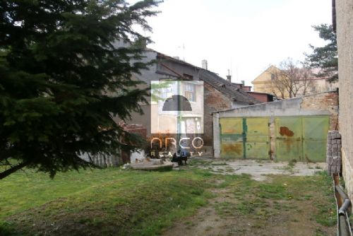 Obrázek - Prodej rodinného  domu se zahradou v Plzni-Doubravce.