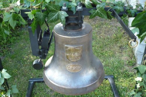 Foto: Na kostelních věžích v obcích kraje přibývají zvony