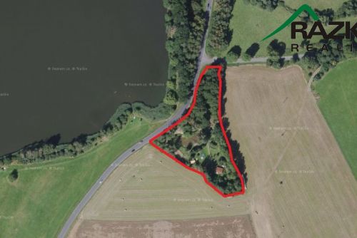 Obrázek - Chata s rybníčkem (7231 m2) - na  samotě, Chodová Planá - OB01219