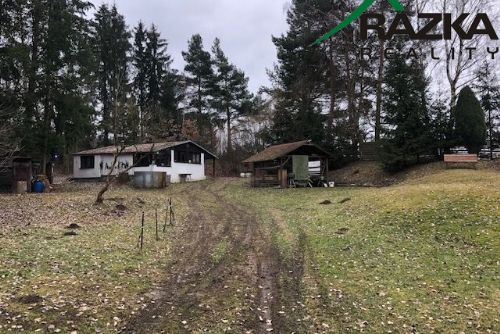 Obrázek - Chata s rybníčkem (7231 m2) - na  samotě, Chodová Planá - OB01219