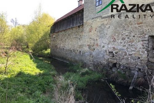 Obrázek - Mlýn s náhonem v obci Klíčov na Tachovsku - OB02617