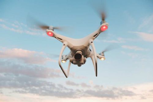 obrázek:Bezpečnostní služba G-3 s.r.o. využívá fyzickou ostrahu, mobilní hlídky a moderní technologie včetně dronů a Security Tower