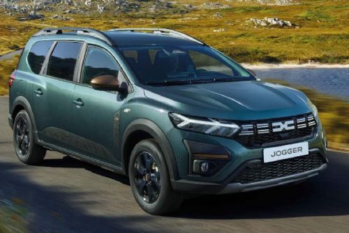 Foto: Dacia Jogger - rodinný vůz připravený na dobrodružství, dostupný v AUTO CB Plzeň