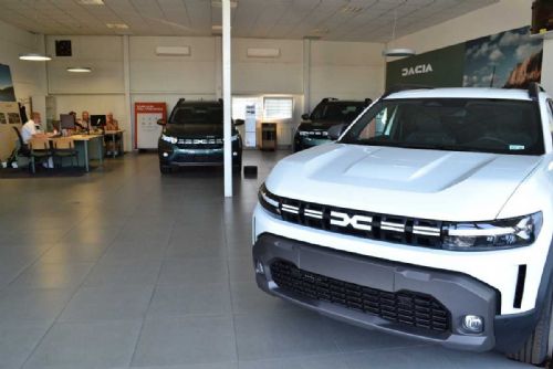 obrázek:Elektromobilita Dacia v Plzni - dostupná cesta k úsporné jízdě