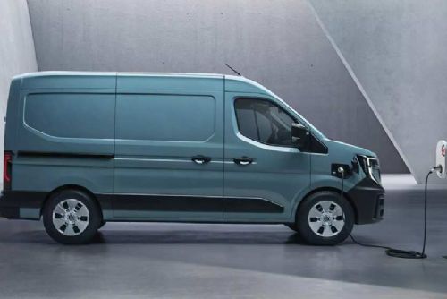 Foto: Nový Renault Master: Van of the Year 2025 – dokonalý vůz pro podnikání