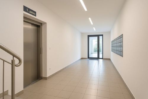 obrázek:Úklid SVJ v Plzni: čisté a bezpečné společné prostory bez starostí